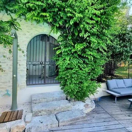 Oasis En Provence Luberon Pierrevert