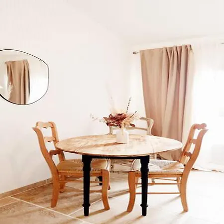Oasis En Provence Luberon Holiday home Pierrevert