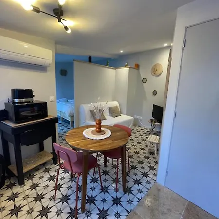 Oasis En Provence Luberon Holiday home Pierrevert